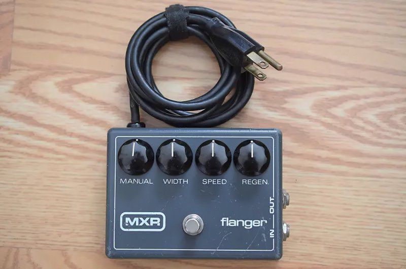 MXR Flanger (AC Powered) 1980s - Reverb - 01.jpg